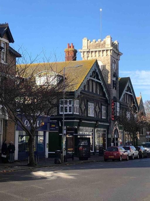 Trendy 3 Bedroom Home Close To Margate Beaches Bars Resturants 2 Night Min Stay Westgate-on-Sea المظهر الخارجي الصورة